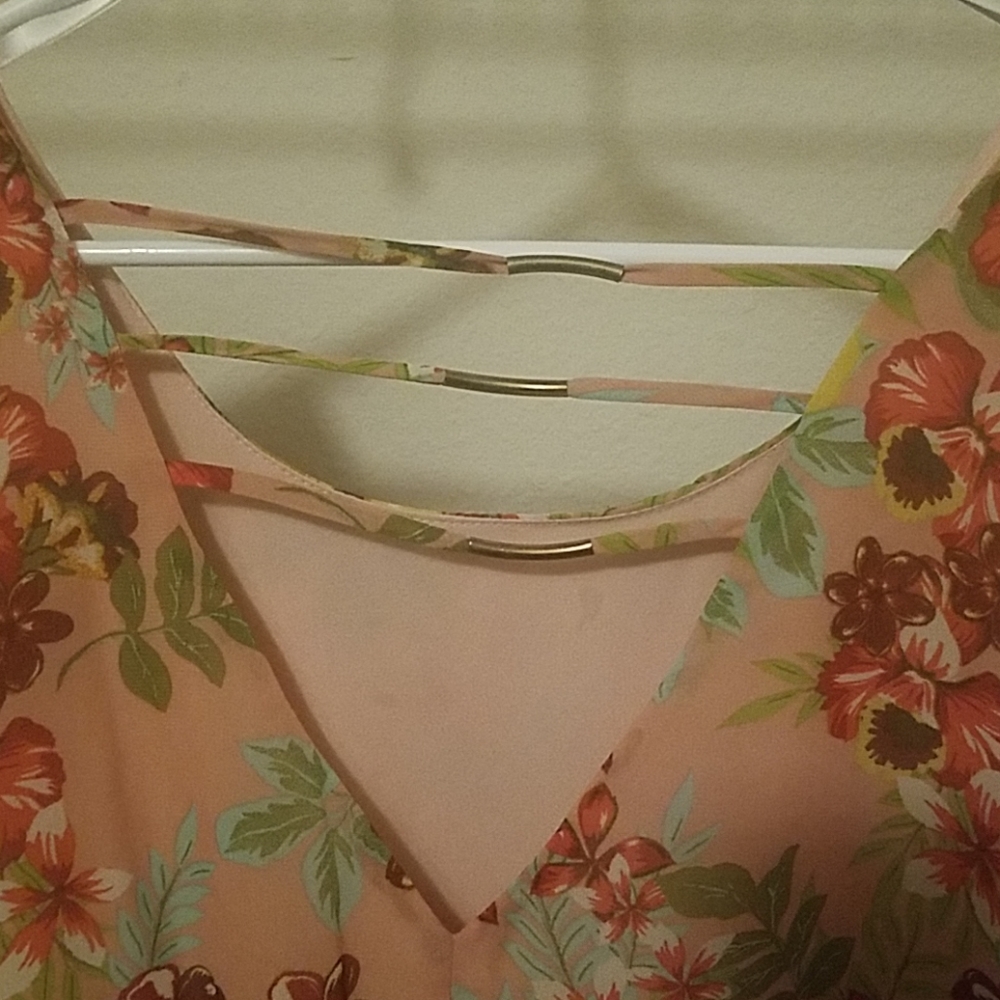 Dress - Picture 3 of 3